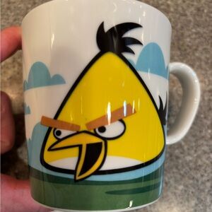 ARABIA FINLAND 2009 Angry Birds “Chuck” Yellow Character Mug.